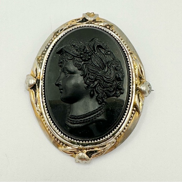 Antique Victorian Mourning Left Facing Cameo Brooch - Picture 2 of 9